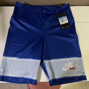 Nike Performance Dri-Fit 7” Shorts Mid-Rise | M